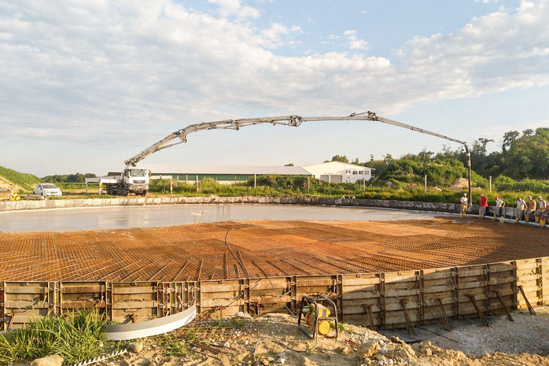 Betonlogisztika -  silóalapbetonozás Gabonatároló Somogycsicsó