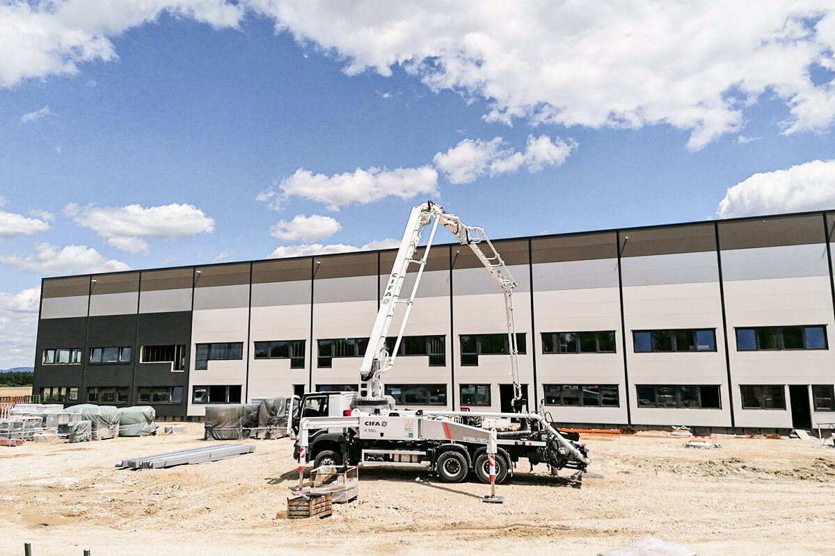 Betonlogisztika - csarnokbetonozás Keszthely